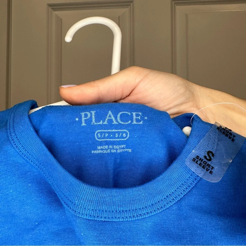 The Children’s Place Dino Tee Size‎ 5/6 NWT